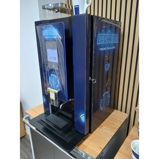 Commercial Coffee Machine Primo Touch 43 (Primo Midi) - Inc. VAT & Delivery (Used - Card Reader Included) Commercial Coffee Machine Primo Touch 43 (Primo Midi) - Inc. VAT & Delivery (Used - Card Reader Included)